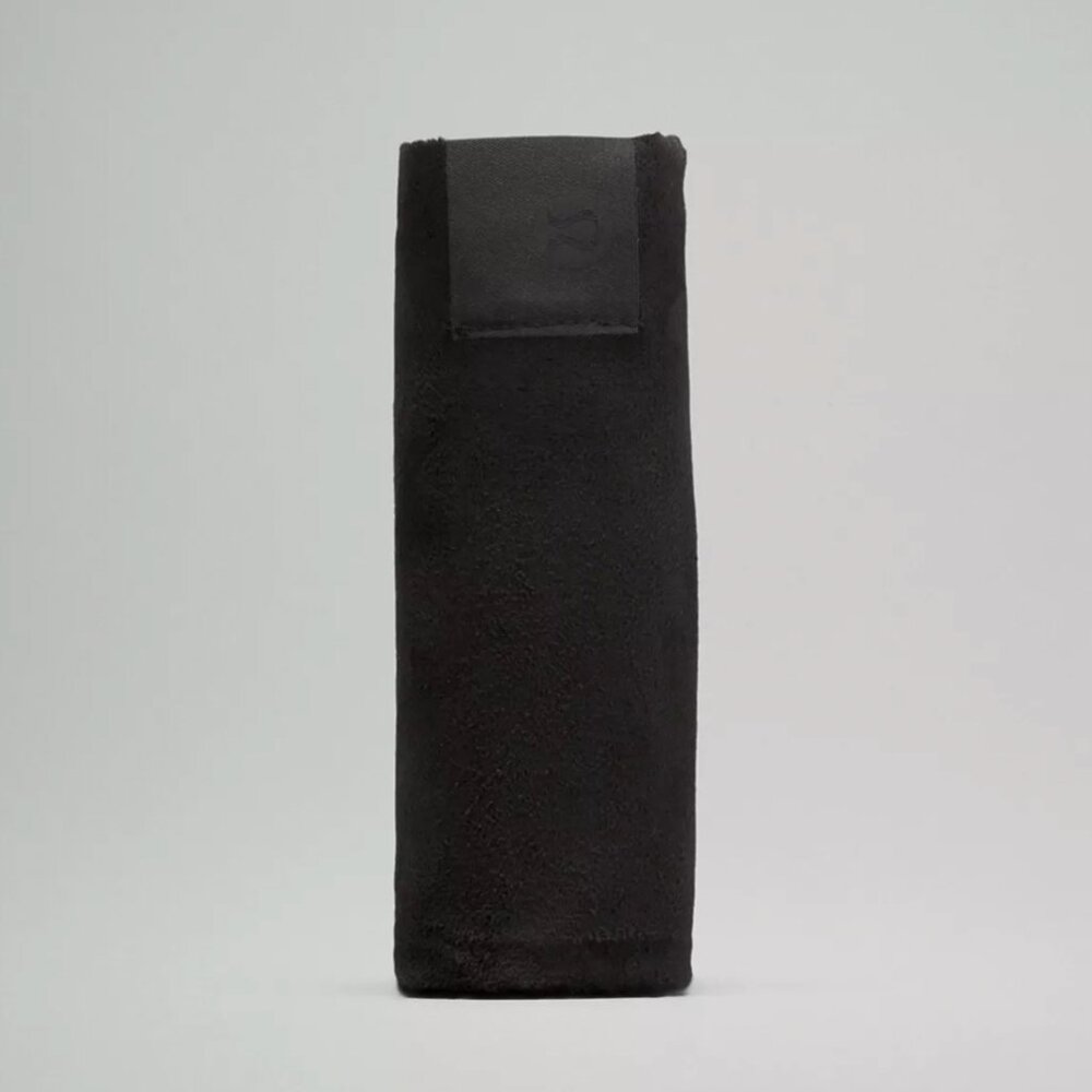 NWT Lululemon The (Small) Towel
